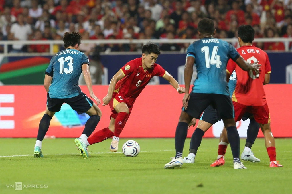 Đánh giá phong độ ĐT Việt Nam sau trận hòa Singapore tại ASEAN Cup 2026 | OK9